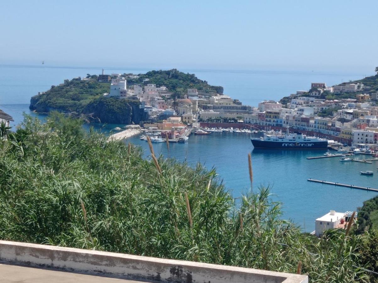 The Quiet House Villa Ponza Exteriör bild
